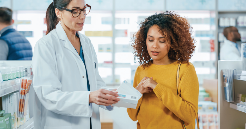 Pharmacist_counseling_2